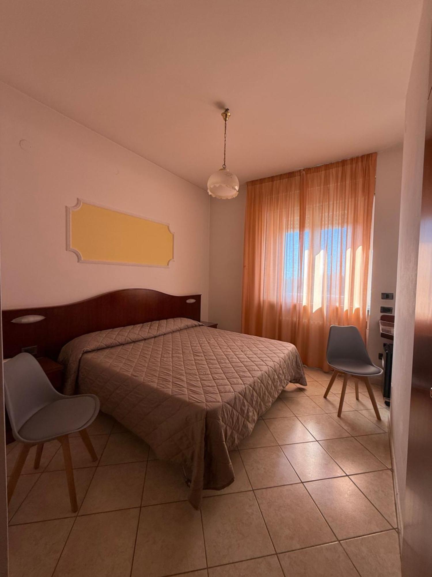 Grifone Hotel Perugia Exterior photo