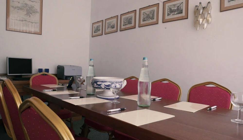 Grifone Hotel Perugia Exterior photo